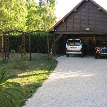 Bed & Breakfast A L'oree Du *
